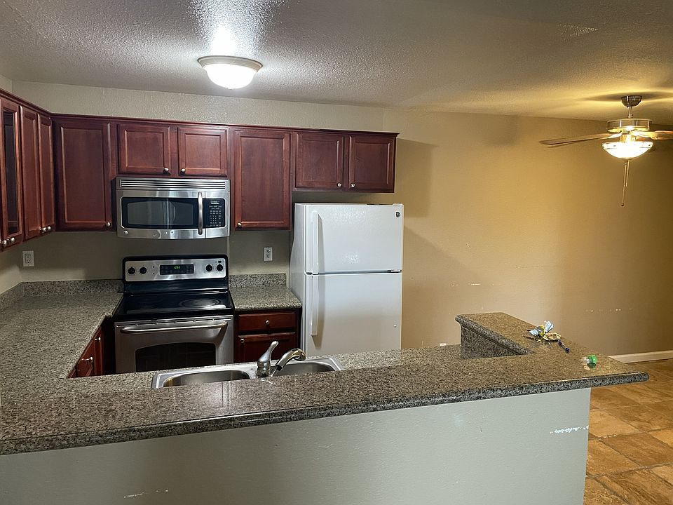1st image of 400 Dempsey Rd #0