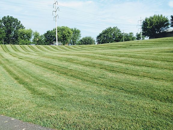 COMMERCIAL lot 1.04 acre