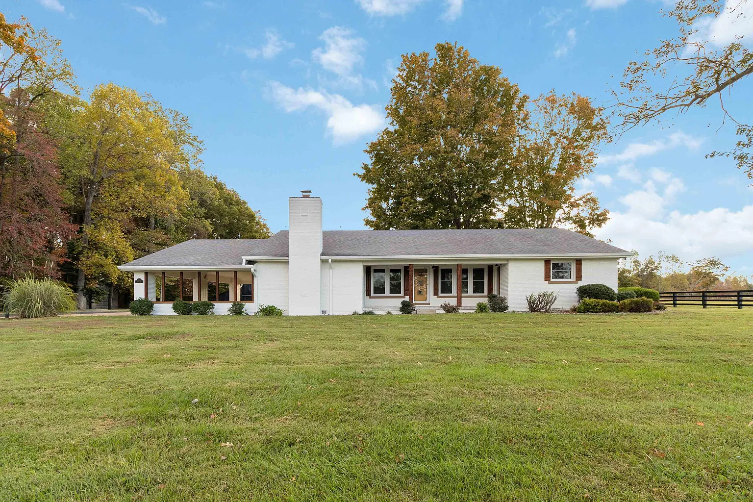 1036 N Highway 127 photo 1