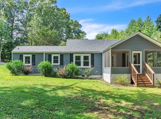 411 E Mountain Creek Rd, Taylors, SC 29687