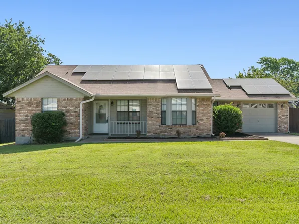 1105 Snowberry St, Cleburne, TX 76031