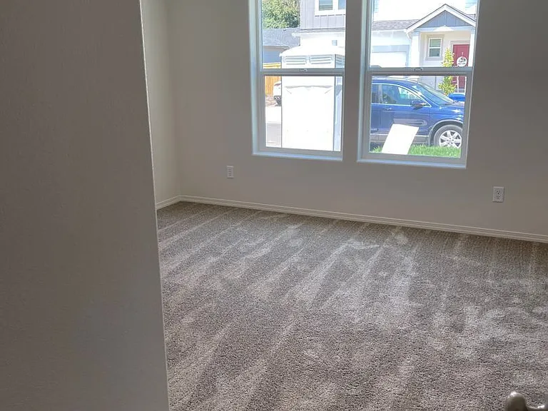 1608 Zoe Ave — Photo 3