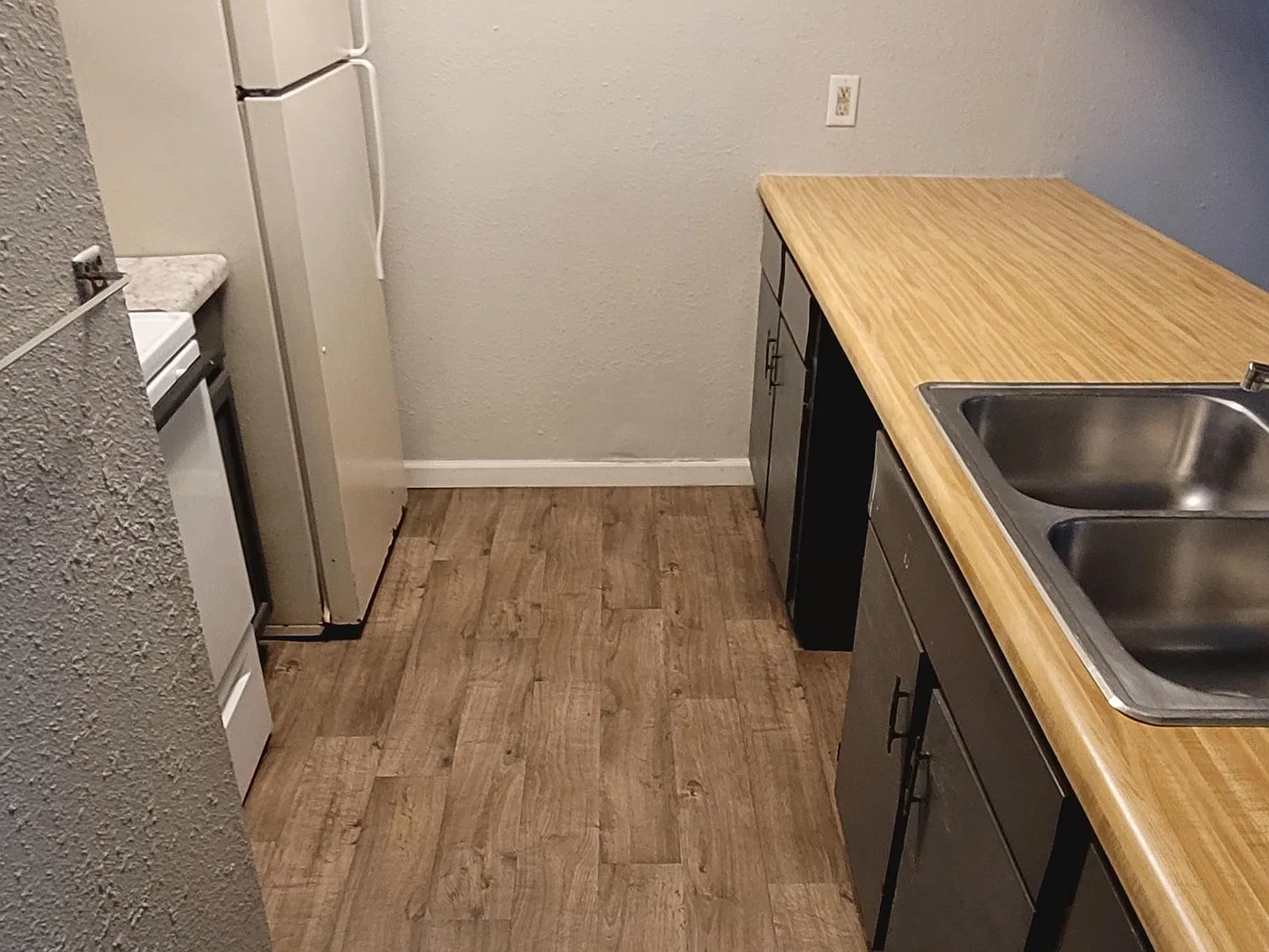 1412 N Della St — Photo 1