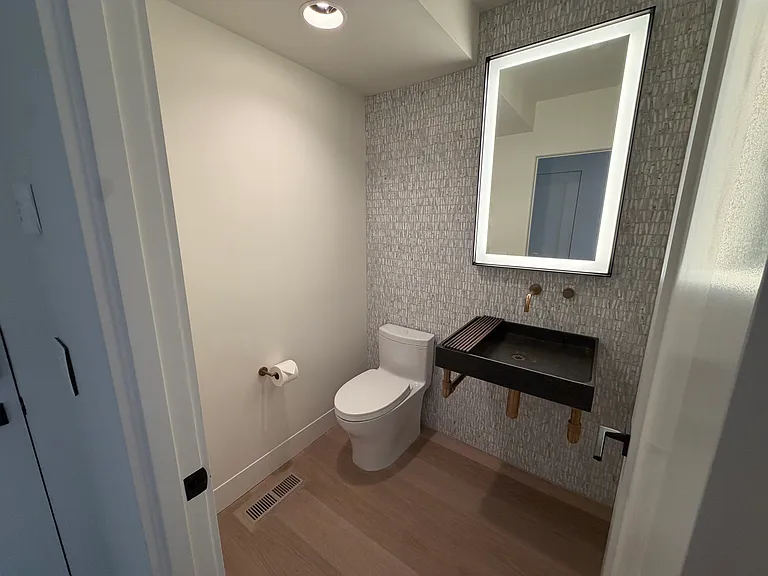 375 W Napa St #1 — Photo 5