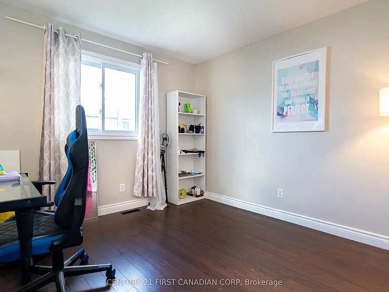 120 Centre St #101 — Photo 14