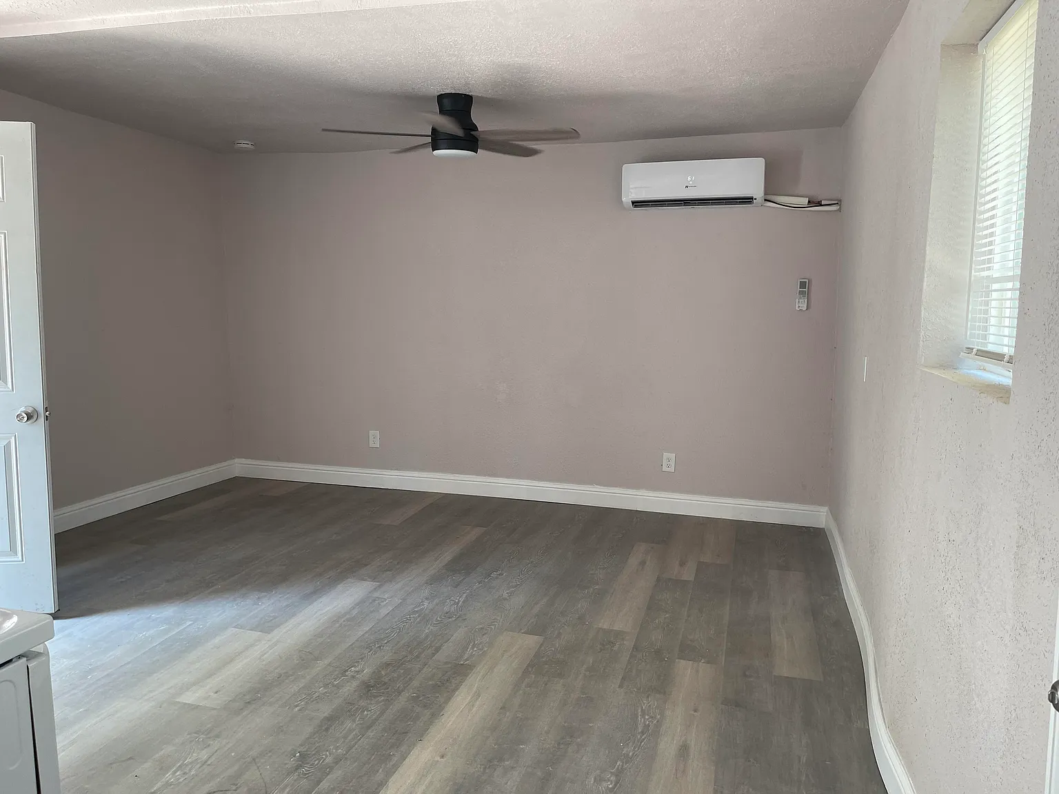 1 bed, $885 — Photo 4