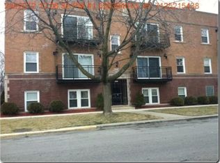 6645 W 19th St APT 2E, Berwyn, IL 60402