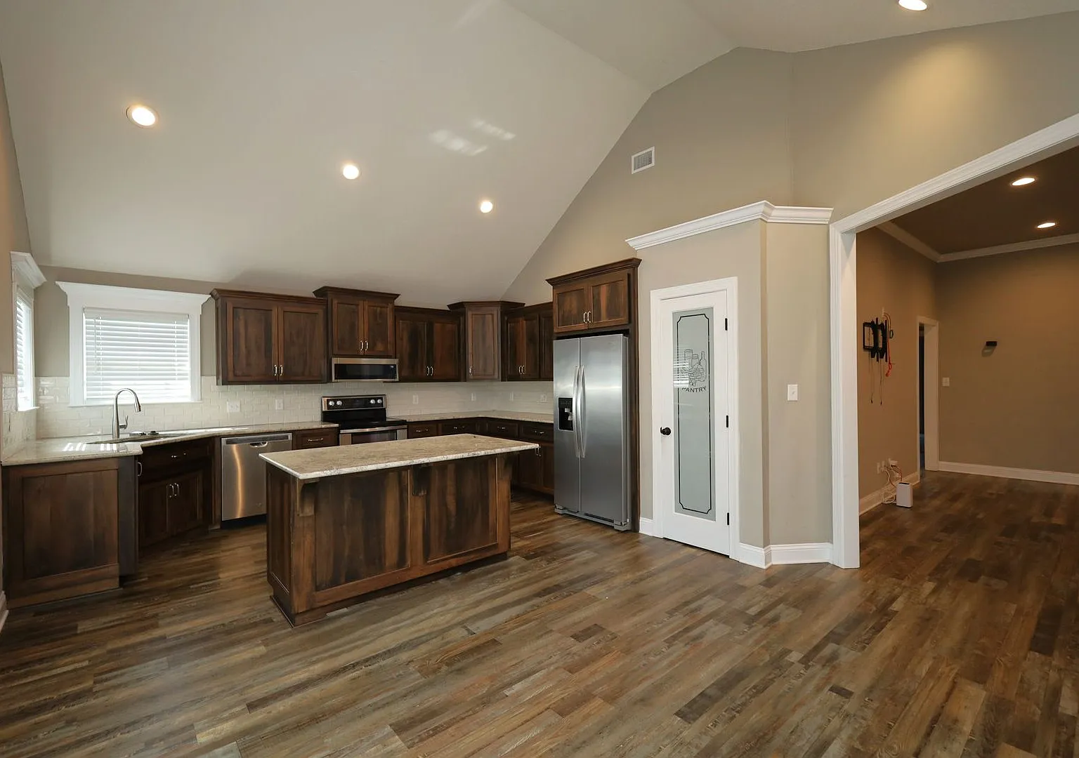 124 Floyd McNeal Drive **Move In Special — Photo 3