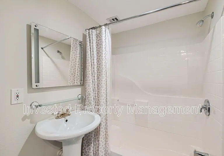 830 N Sherman St #203 — Photo 10