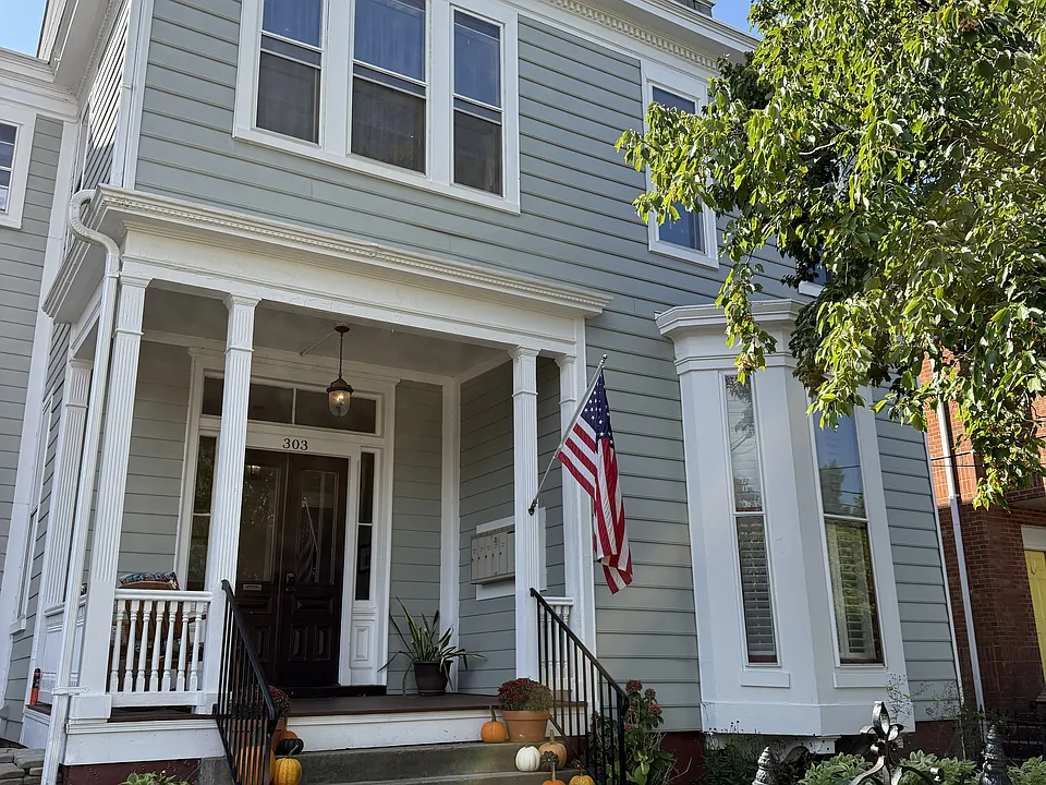 303 W Freemason St #5
