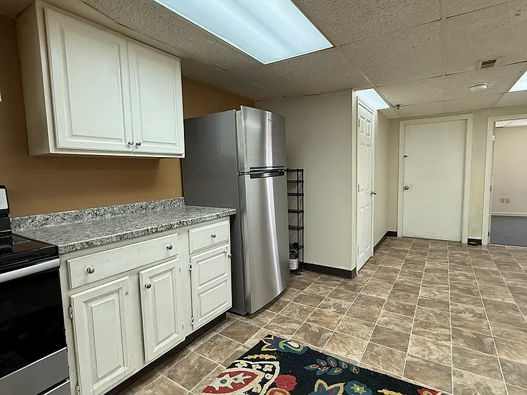 6 Nichols St #3 — Photo 11