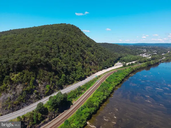 1 Route 11, Duncannon, PA 17020