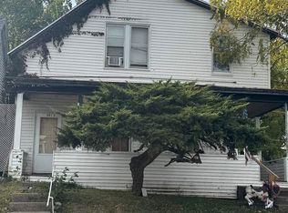 801 S 9th St, Burlington, IA 52601