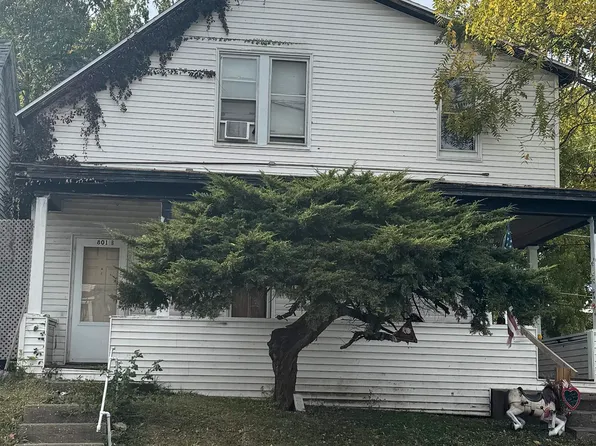801 S 9th St, Burlington, IA 52601