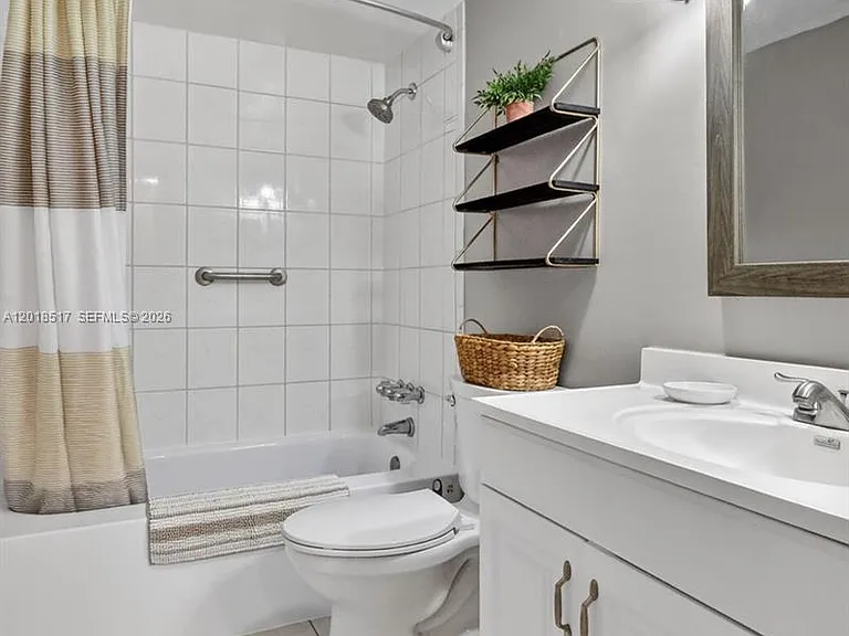 401 Golden Isles Dr #208 — Photo 24