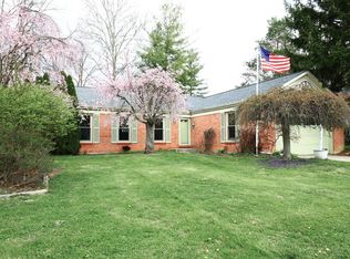 1202 Meadow Knoll Ct, Batavia, OH 45103