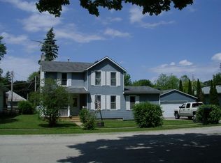 9619 Illinois St, Hebron, IL 60034