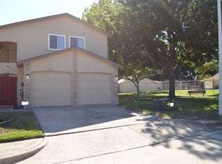 2846 Ursa Cir, Garland, TX 75044