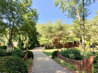 216 Mountain View Rd, King, NC 27021