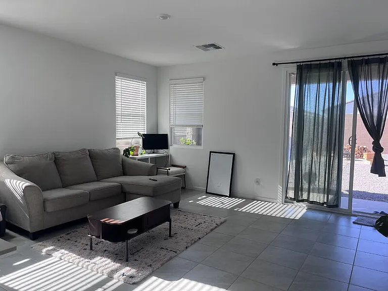 3053 E Grazing Herd Ln — Photo 7