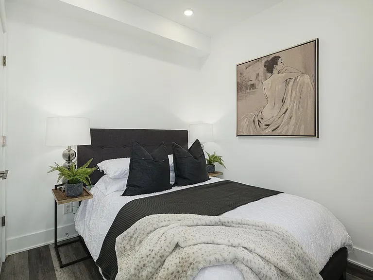 1245 Ridge Avenue — Photo 7