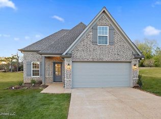 6540 John Hamilton Way E, Olive Branch, MS 38654