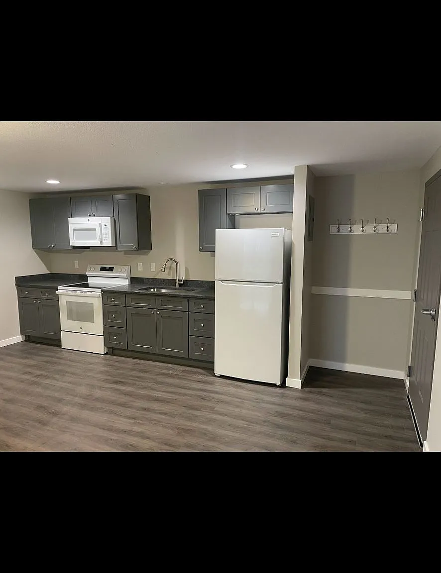 6th St Apartments — Photo 4