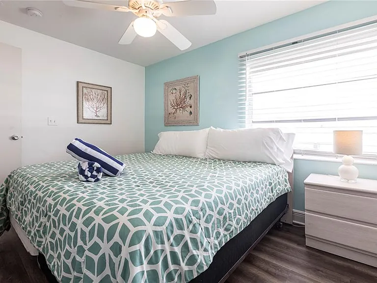 6020 Midnight Pass Rd #52B — Photo 13