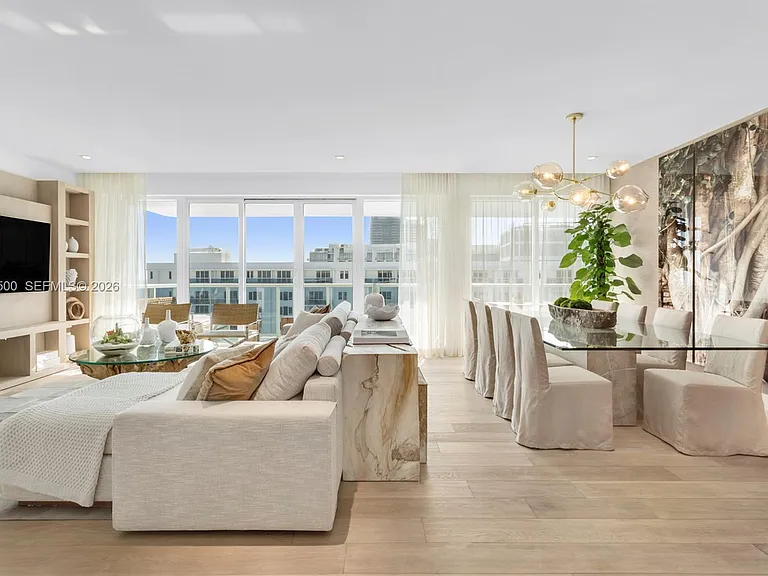 102 24th St #Penthouse 1706 — Photo 11