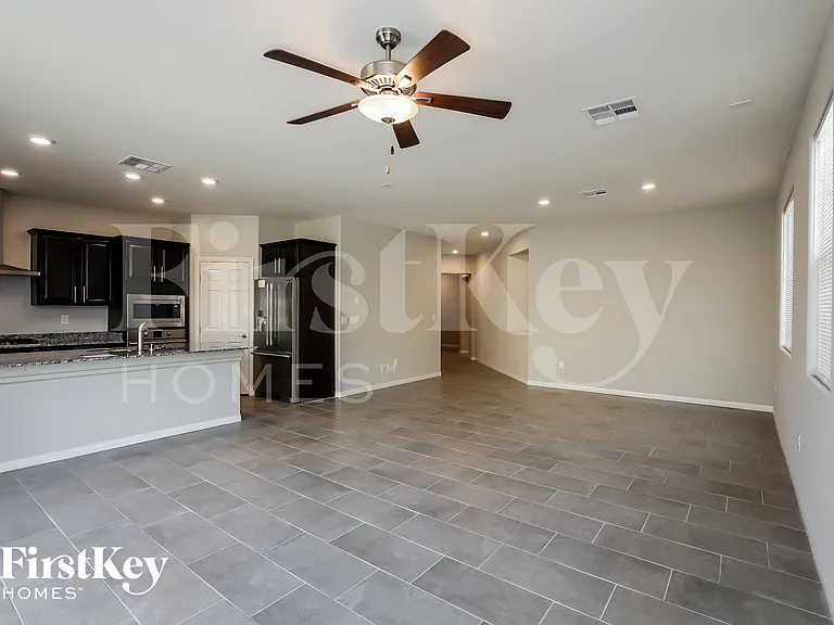 4218 Klarissa Ave — Photo 4