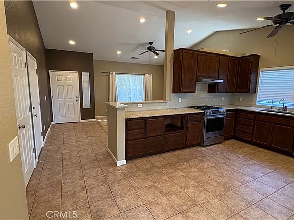 5th image of 1463 Hunters Dr