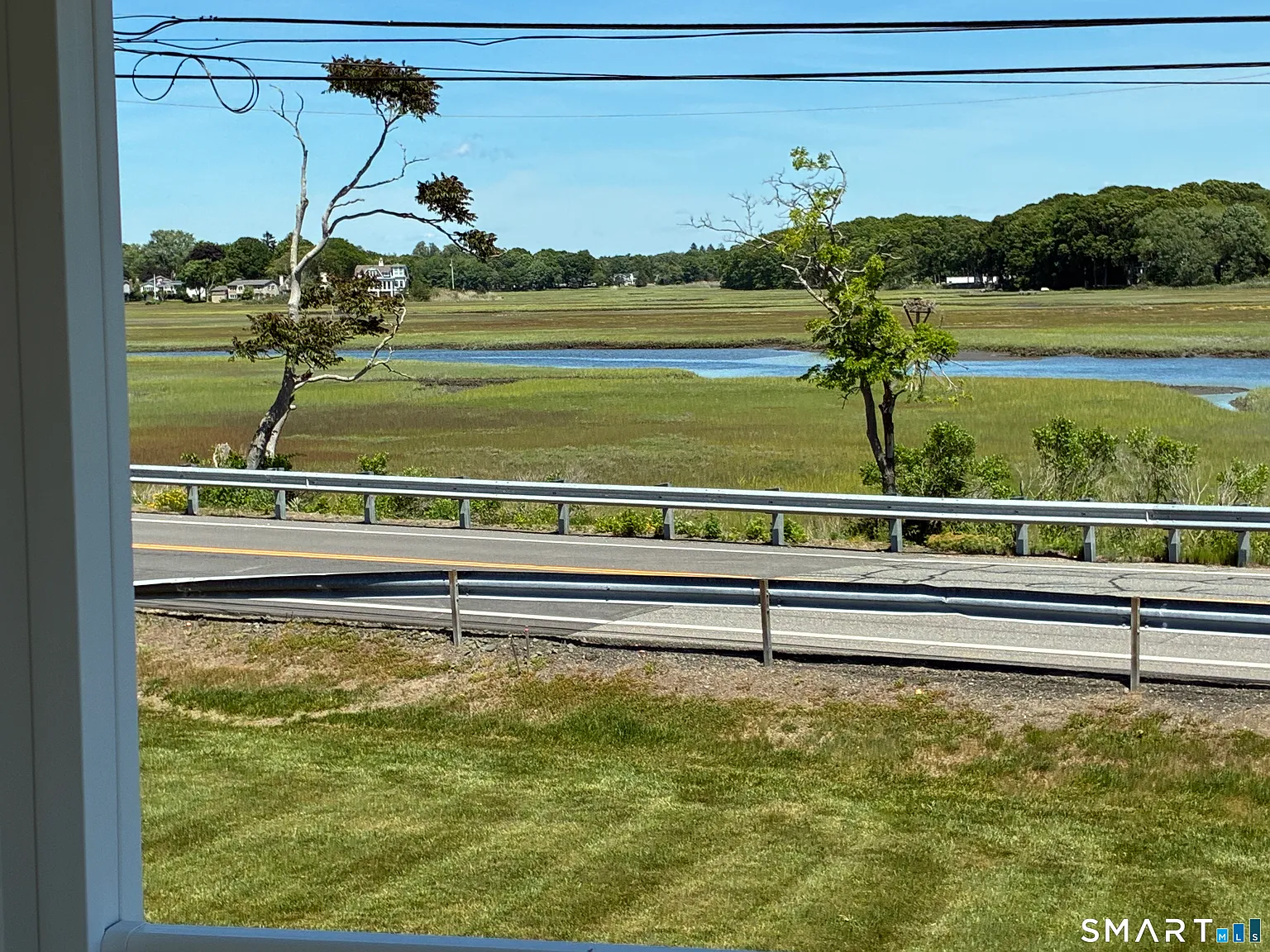 4 bed, 3.5 bath, 2400 sqft, $3,250 — Photo 3