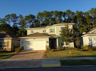 16126 Blossom Lake Dr, Jacksonville, FL 32218