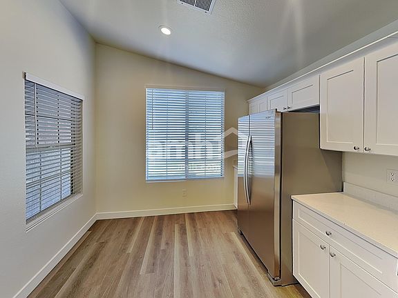 4th image of 5239 N 104th Dr