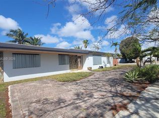 Coral Pk Est Sec 6, Miami, FL 33174