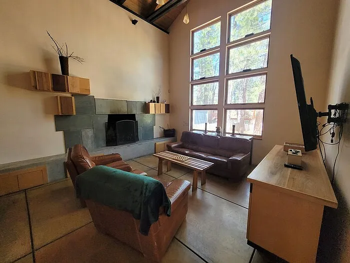 3 bed, 3.0 bath, 2273 sqft, $2,750 — Photo 4