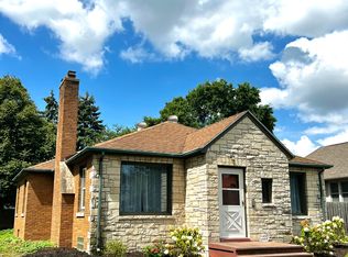 7706 27th Ave, Kenosha, WI 53143