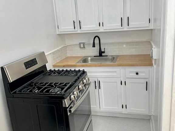 4th image of 417 S Rampart Blvd APT 205