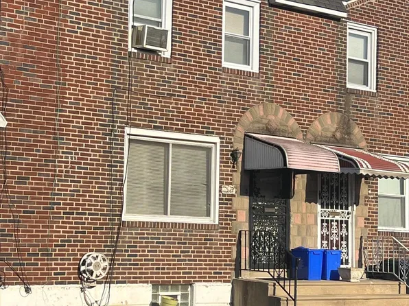 2507 S Alden St, Philadelphia, PA 19143