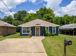 1107 W 8th St, Mount Pleasant, TX 75455