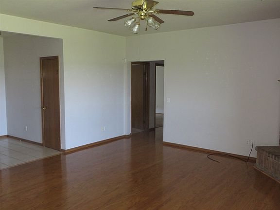 4th image of 6709 SW Angelwood Dr