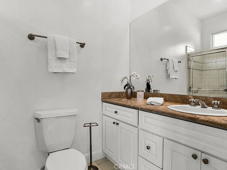 25504 Colette Way — Photo 28