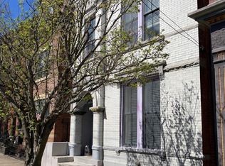 326 W 8th St, Covington, KY 41011