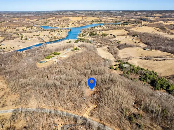 L987 S Dutch Hollow Rd, La Valle, WI 53941