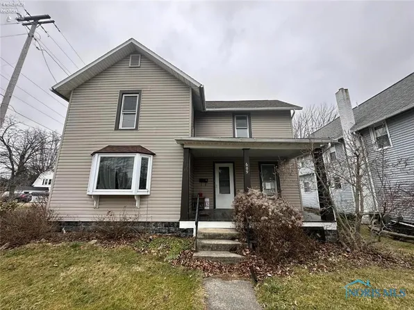 609 S Main St, Clyde, OH 43410