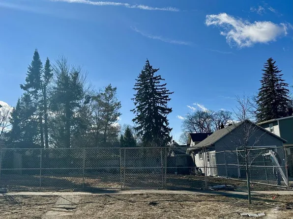 235 W Harrison Street, Columbus, WI 53925