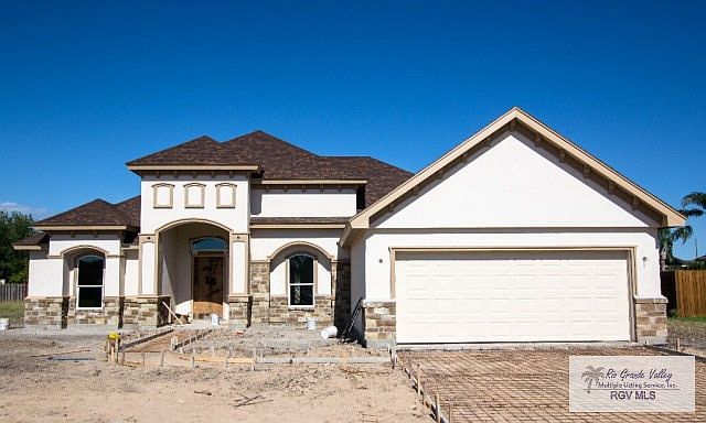 1st image of 214 Sendero E