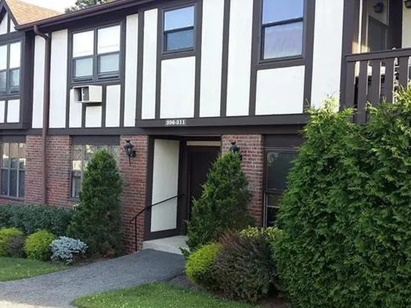 307 Sierra Vista Ln, Valley Cottage, NY 10989