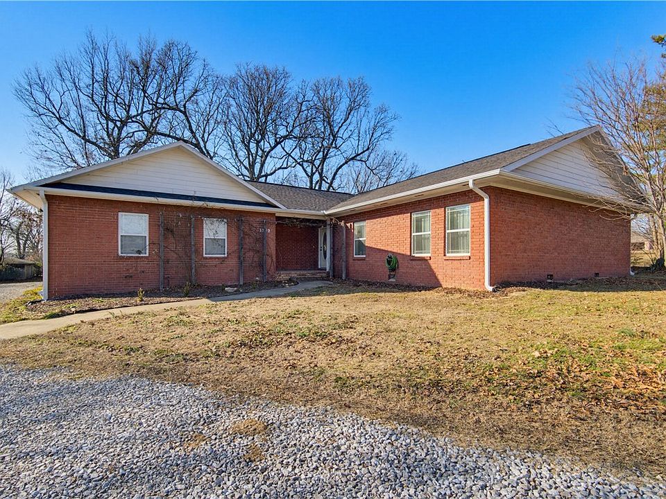 1st image of 1349 Harmon Rd