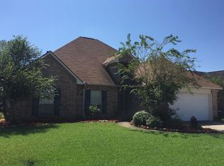 26402 Maplewood Dr, Denham Springs, LA 70726
